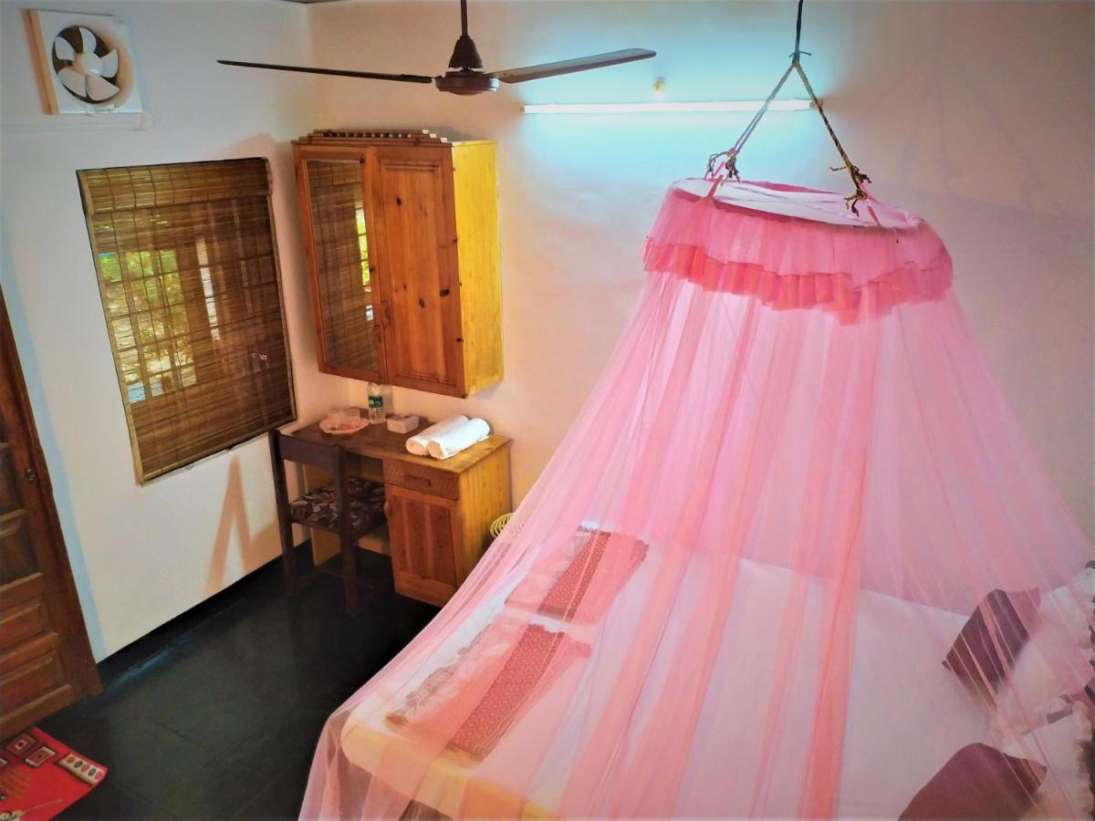 Sea Hut Homestay Kochi Eksteriør billede